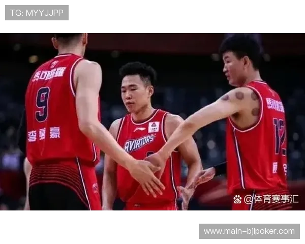 深圳对阵北京，贺希宁王浩然双核挑战对手多点开花阵容