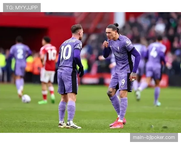 欧联杯四分之一决赛：AC米兰与利物浦的经典对决再度上演